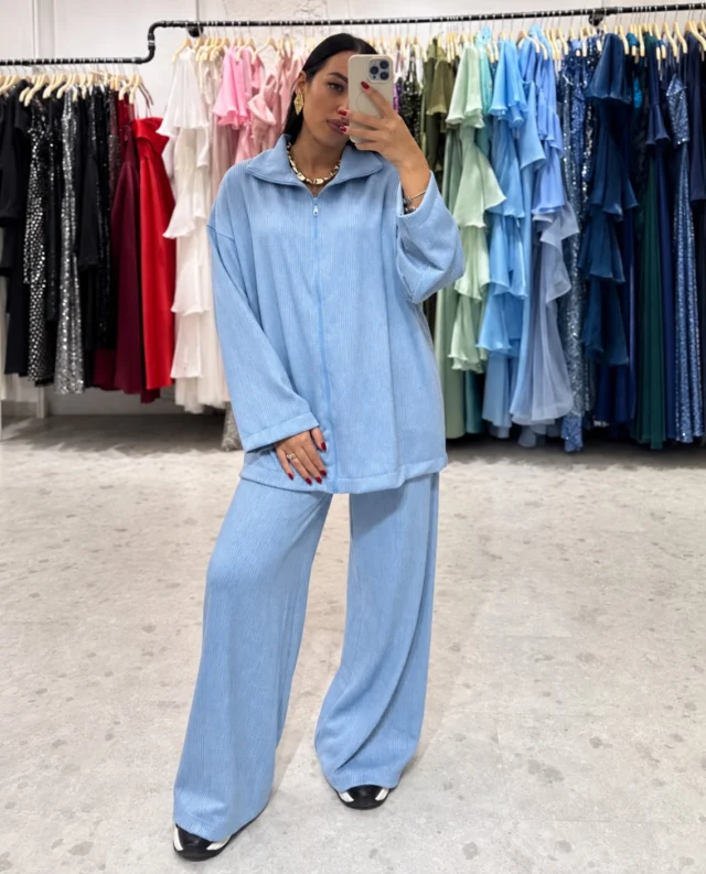 Baby blue 💎
•
•
#wanderlust #womenfashion #ootd #style #madeingreece